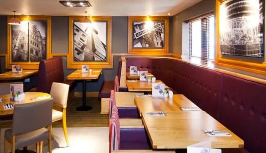 Premier Inn Leicester Square - 33