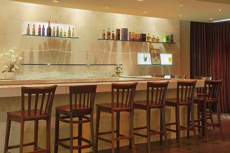 Ramada by Wyndham Los Angeles/Wilshire Center - 11
