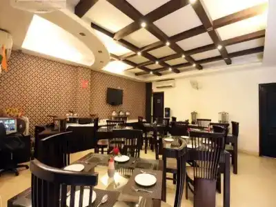 Walnut Castle - 26