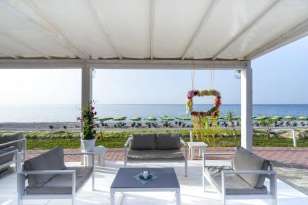 Borgo Degli Ulivi Natural Resort - 10