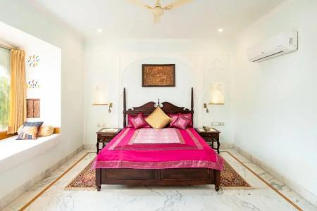 Rajasthan Palace - 72