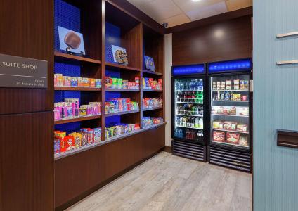 Hampton Inn & Suites - 10
