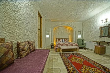 Risus Cave Suites - 18
