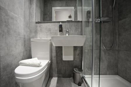 The Tudor Inn - 7