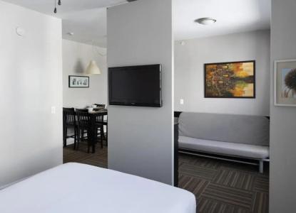 Ocean Reef Suites - 65