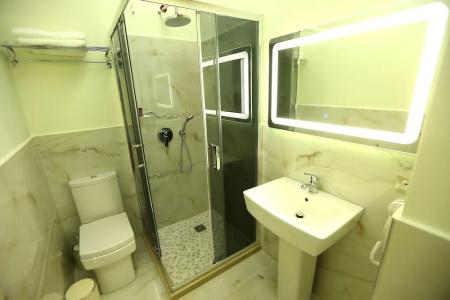 Vllaznia - 19