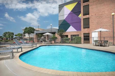 Quality Inn San Antonio Fiesta at Six Flags - 16