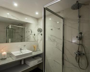 Art & Wine Studios and Apts - 7