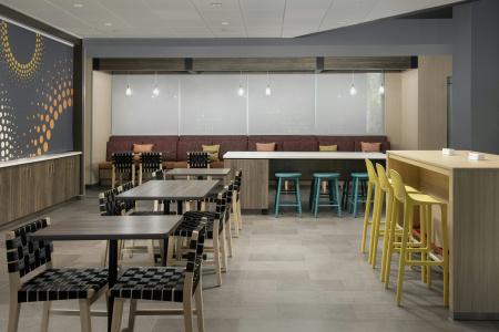 Tru By Hilton Miami West Brickell - 16