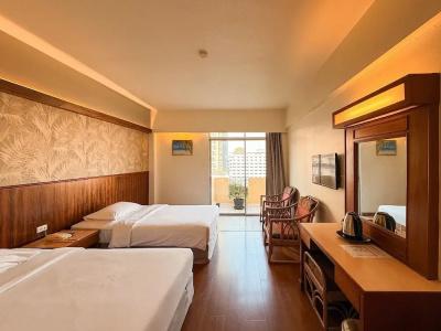 Golden Beach Pattaya - 50