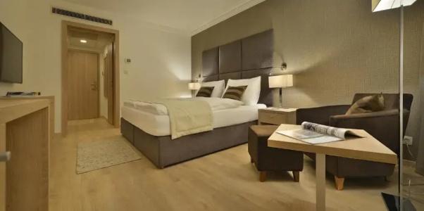 Apollo Bratislava - 33