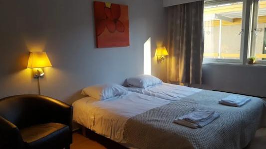 Holms Motel - 32