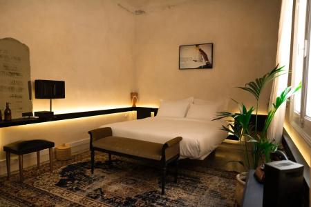 Shila Athens - 50