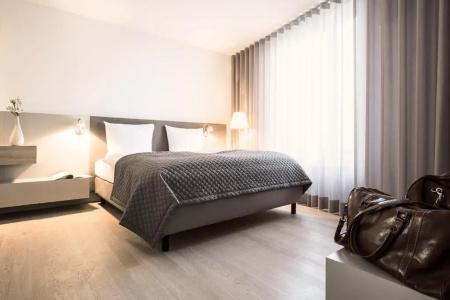 Maximilians Boutique-Landau - 48