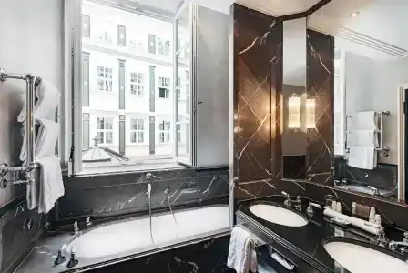 Bayerischer Hof - 45