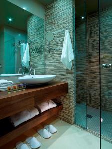 Elotis Suites - 52