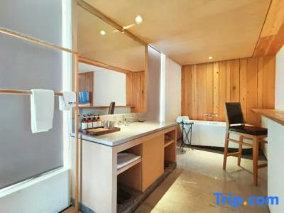 Arro Khampa by Zinc Journey Lijiang - 64