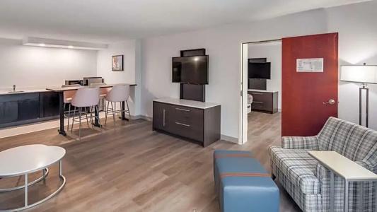 Best Western Premier City Gateway - 94