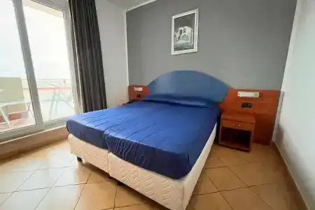 Carlton Riviera - 2