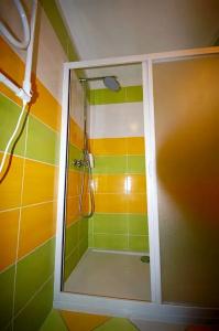 Garni Rambousek - 20
