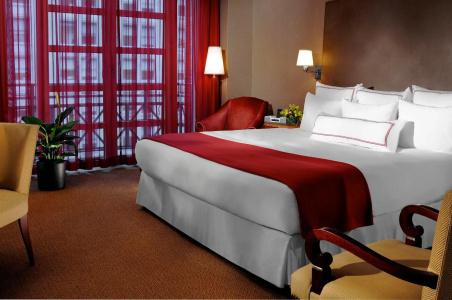 Giraffe by Library Hotel Collection - 5