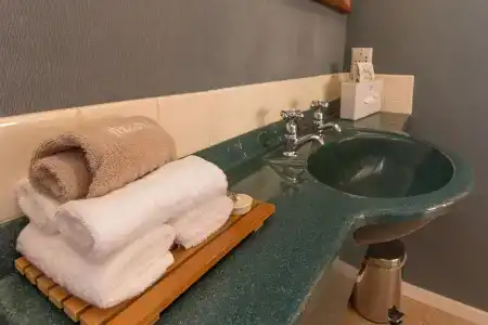 Balmoral Lodge - 6