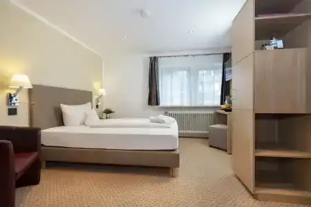 Romantik Johanniter-Kreuz - 49