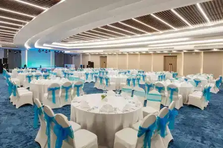 Melia Danang Beach Resort - 23
