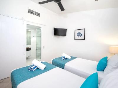Saltwater Luxury - 27