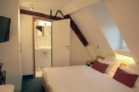 Tuchhaus - 44