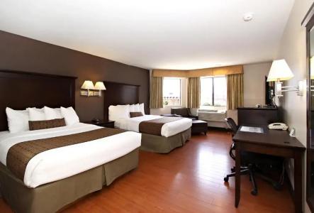 Best Western Plus Dragon Gate Inn - 36