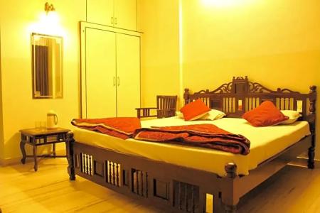 Chit Chat Palace - 40