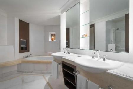 Shangri-La Singapore (SG Clean, Staycation Approved) - 35