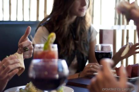 Riverwalk Plaza - 33