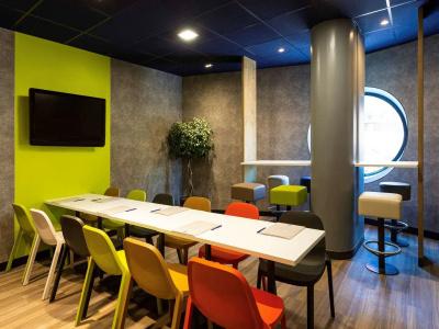 ibis budget Bordeaux Centre - Gare Saint Jean - 16