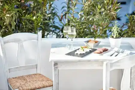 Mykonos Town Suites - 1