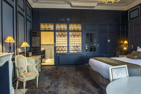 Best Western Le Cheval Blanc -Centre- Vieux Port - 166