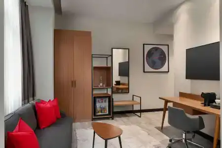 Ramada by Wyndham Budapest City Center - 5
