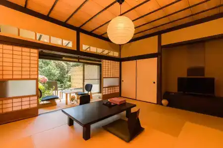 Ito Ryokuyu - 18