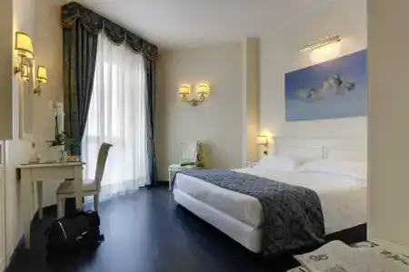 Panoramic Plaza - 9