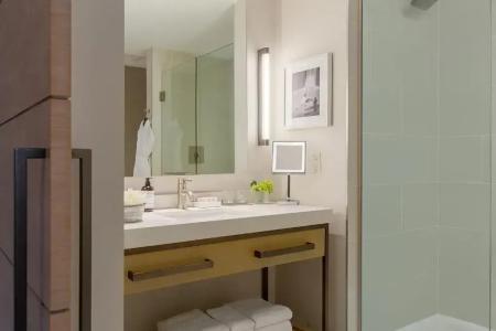 Boston Commonwealth - 29