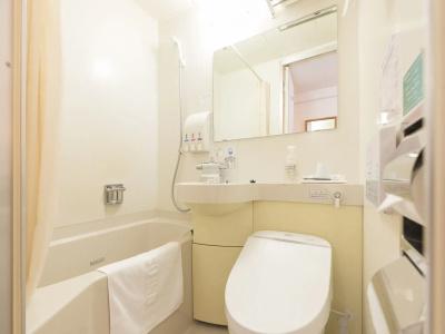 Nishitetsu Inn Tenjin - 8