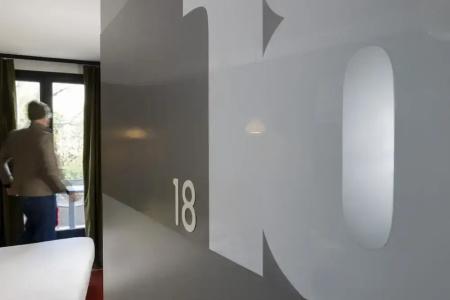 L'Hôtel - 74