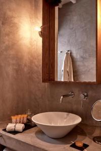 Boheme Mykonos Town - Small Luxurys of the World - 32