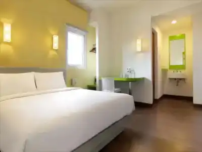 Amaris Mangga Besar - 25