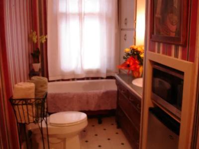 The Lattice Inn - 1