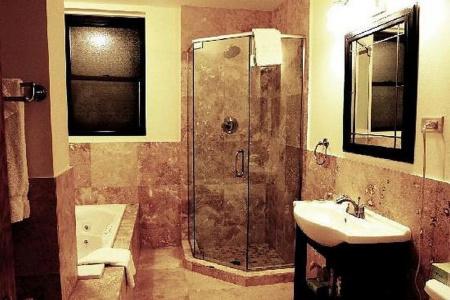 Inn at Lincoln Park - 7