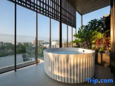 Shan Villas Sukhumvit - 217