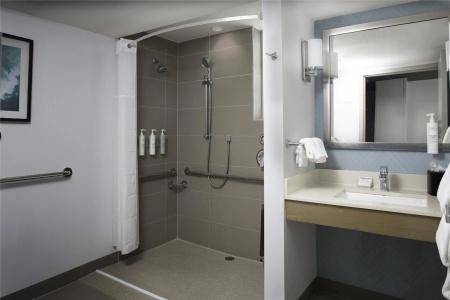 Hilton Garden Inn Miami South Beach - 41