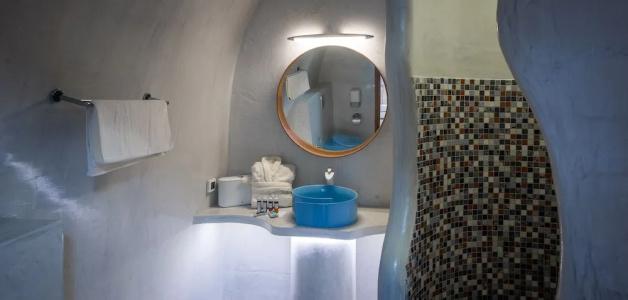 Elite Luxury Suites - 323